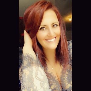 Meet your seller! ☮✞